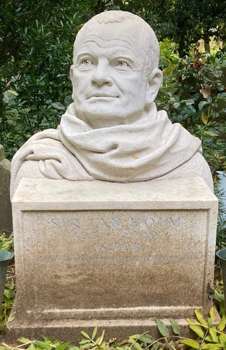 Grave of Ian Holm in Highgate Cemetery