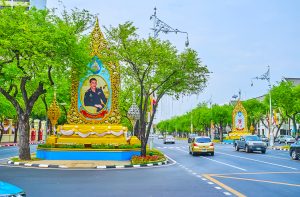 Thai Court Acquits Protesters of Threatening Queen’s Motorcade