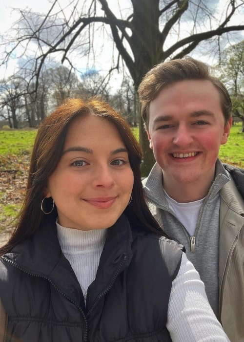 Eve Bennett as seen in a selfie that was taken inRichmond, London with actor Pierce Kelly in April 2023