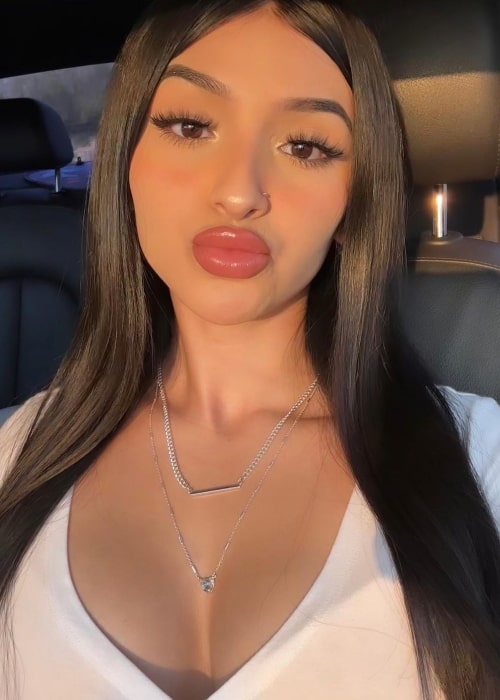 bby.ayelen as seen in a selfie that was taken in July 2023