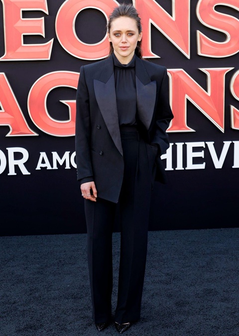 Daisy Head Height Weight Shoe Size