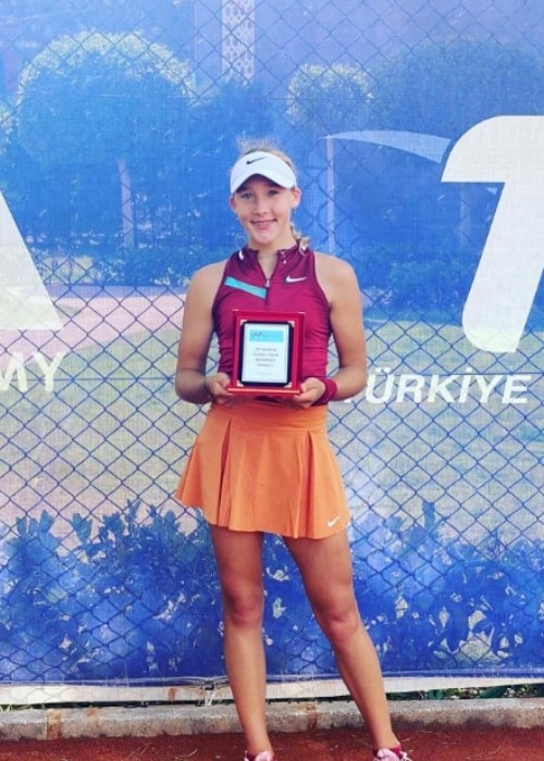 Mirra Andreeva as seen in an Instagram Post in April 2022