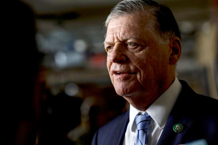Tom Cole at the U.S. Capitol Building
