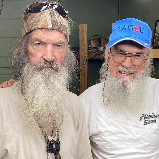 Si Robertson (right) and Phil Robertson as seen together in an Instagram picture taken in October 2022