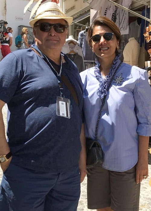 Raha Kapoor's paternal grandparents as seen while posing for a picture