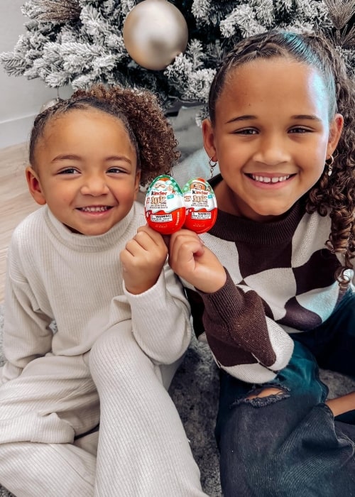 Hayden Fluellen as seen in a picture with her sister Harper in November 2023