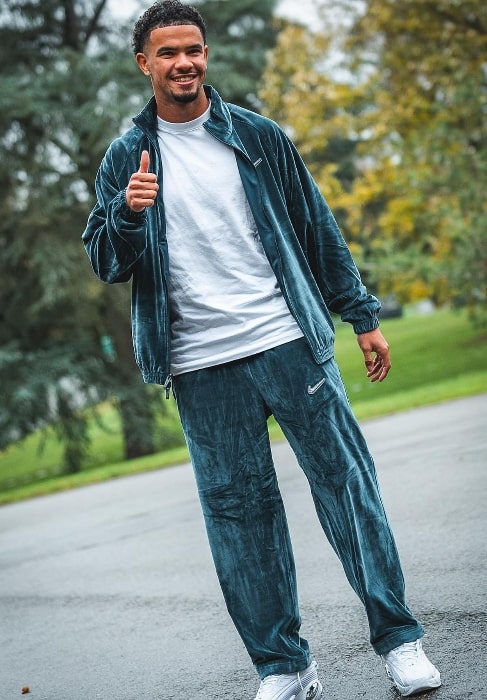 Warren Zaïre-Emery as seen while smiling for the camera in November 2023