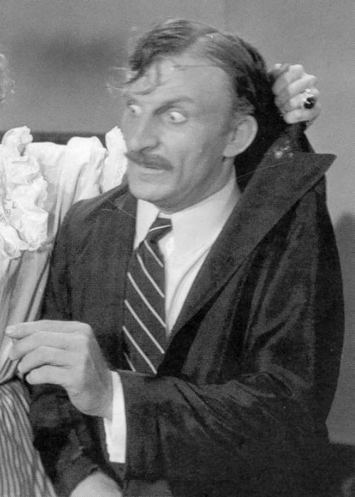 Emil Sitka as seen in 'Brideless Groom' (1947)