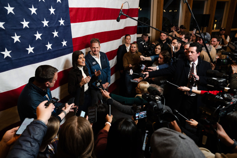 Republican Presidential Candidate Nikki Haley Receives Endorsement From New Hampshire Gov. Chris Sununu In Manchester