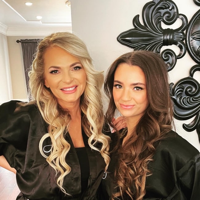 Nina Stewart as seen in a picture with TikTok personality Julia Summer that was taken in February 2021