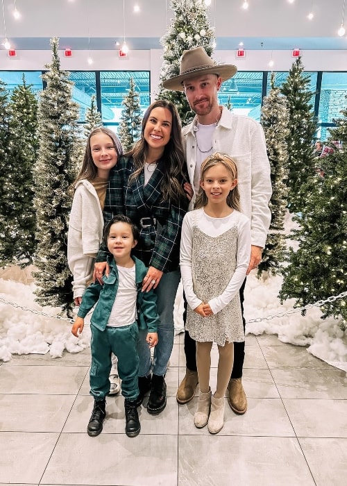 Natalia Johnson as seen in a picture with her beau Jefferson and children Olivia, Peyton, and Theodore that was taken in Christmas in December 2023