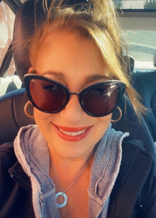 Mama Manfs as seen in a selfie that was taken in November 2022