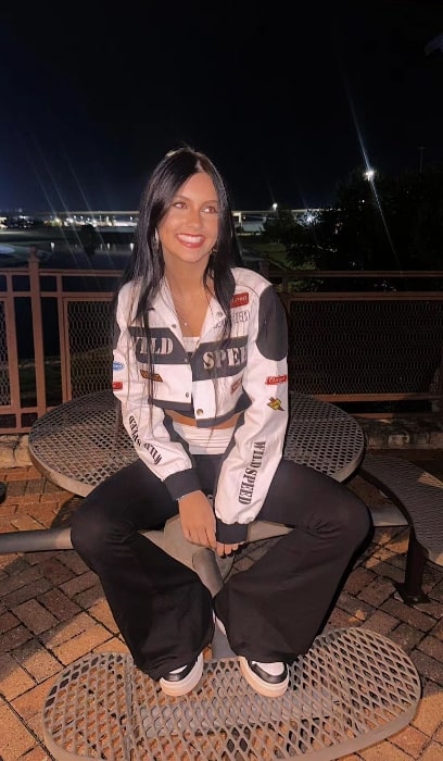 Lexi Graves as seen while smiling for a picture in November 2023