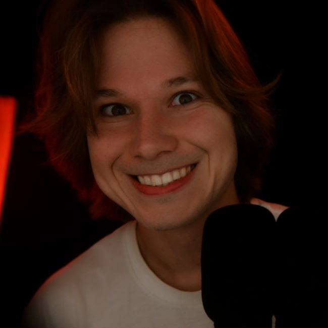 PJ Dreams ASMR as seen in a picture that was taken in October 2023