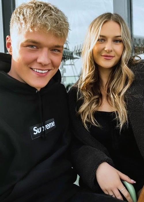 Jordan Comolli as seen in a selfie that was taken in June 2022, alongside a girl named Abby Price in Brighton Beach House