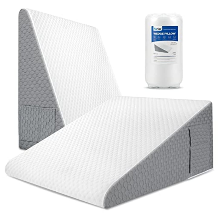 Forias Wedge Pillow