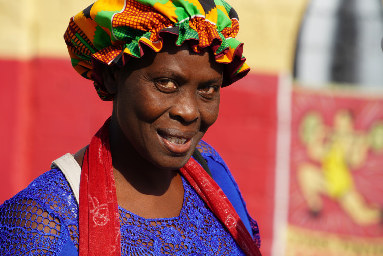 A Haitian woman in the Dajabon open market