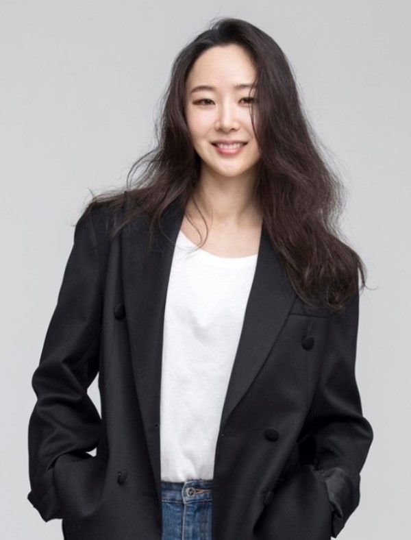 Min Hee-jin