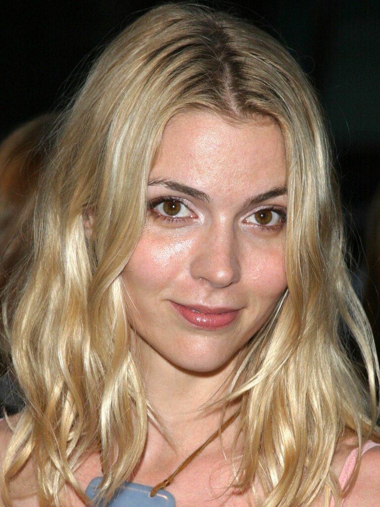 Hudson Leick - Biography, Height & Life Story