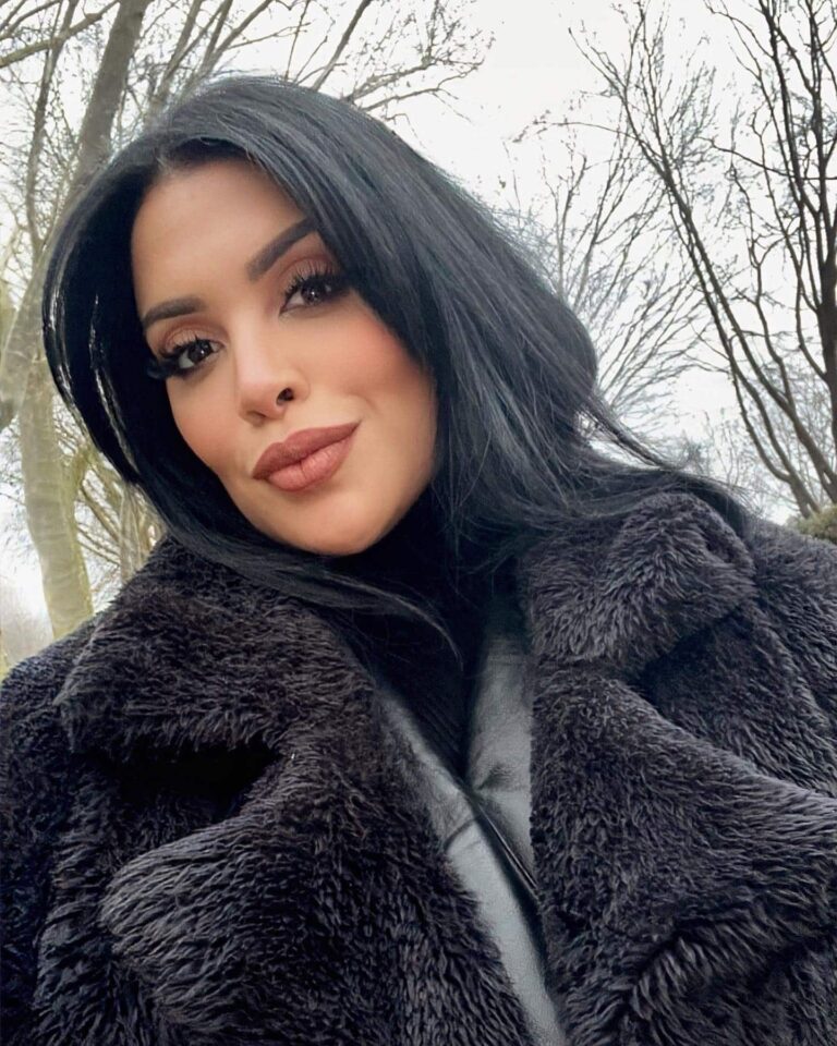 Mirtha Michelle American Actress