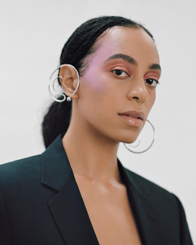 Solange Knowles - Biography, Height & Life Story