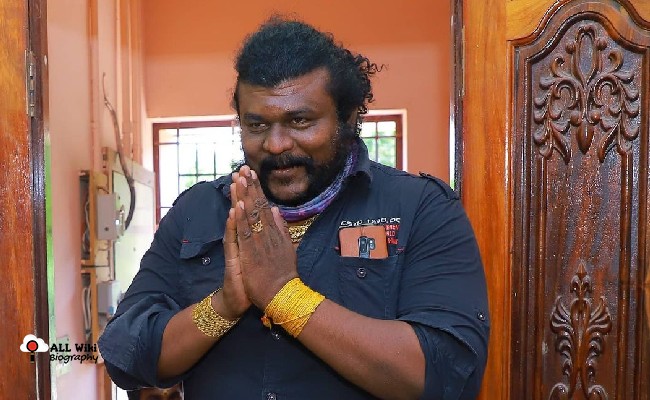 Kaalaiyan (Cooku With Comali 4) Age, Wife, Family, Movies List, Biography, Wiki & More