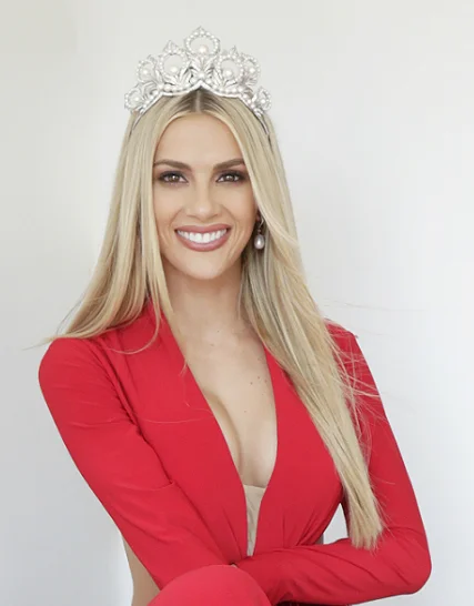 Sarah Rose Summers - Biography, Height & Life Story