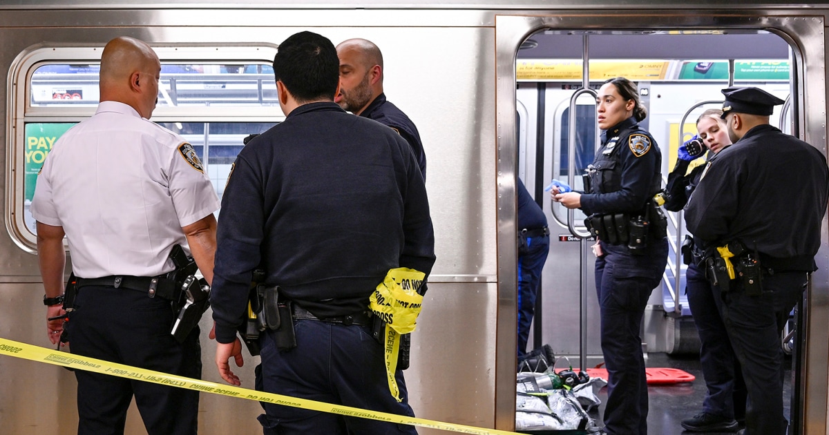 Jordan Neely’s chokehold death on NYC subway denounced by politicians as protesters demand justice