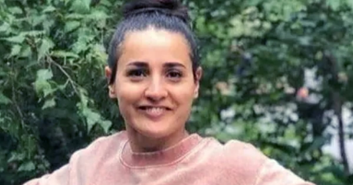 Artist instantly paralyzed after being shoved into moving subway train, New York prosecutor says