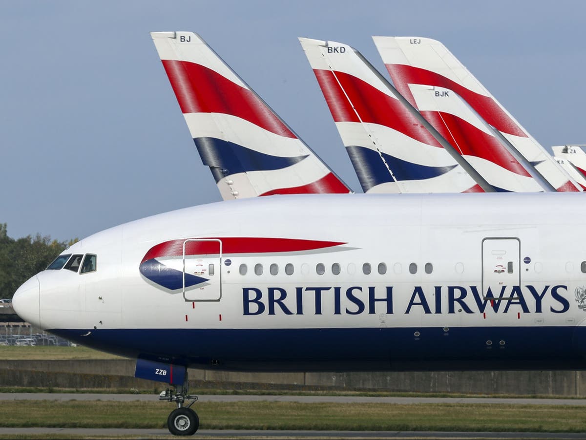 Bank holiday travel chaos as BA cancels flights and RAC issues warning – live