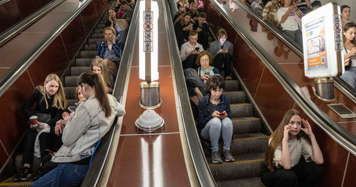 Blasts hit central Kyiv as Russia launches rare daytime attack 