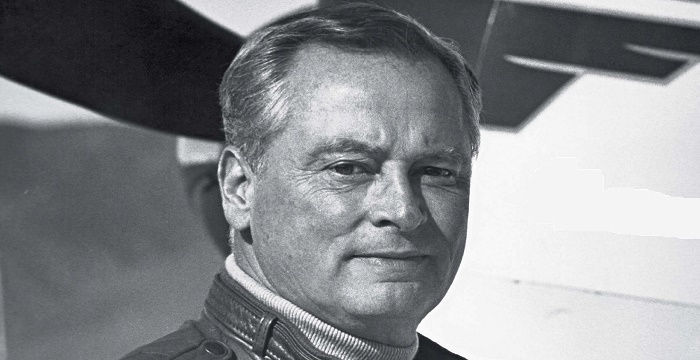 Barron Hilton Bio, Early Life, Career, Net Worth and Salary