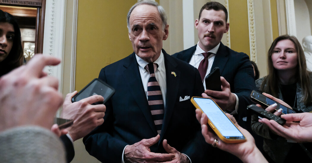 Carper Says He Will Retire, Vacating Seat in Solidly Democratic Delaware