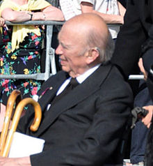 Heinrich IV, Prince Reuss of Köstritz Biography, Age, Height, Wife, Net Worth and Family