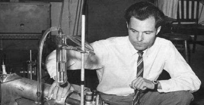 Rudolf Mössbauer Bio, Early Life, Career, Net Worth and Salary