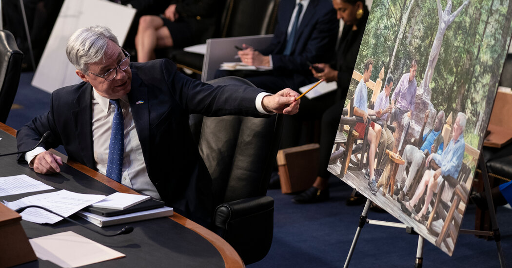 Senate Democrats Seek Accounting of Gifts to Thomas and Other Justices