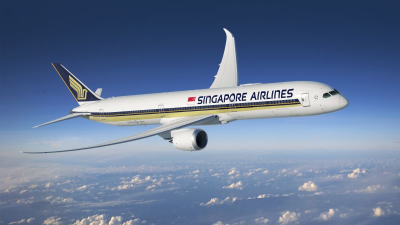 Singapore Airlines hopes to be world's first fully-vaccinated airline | CNN