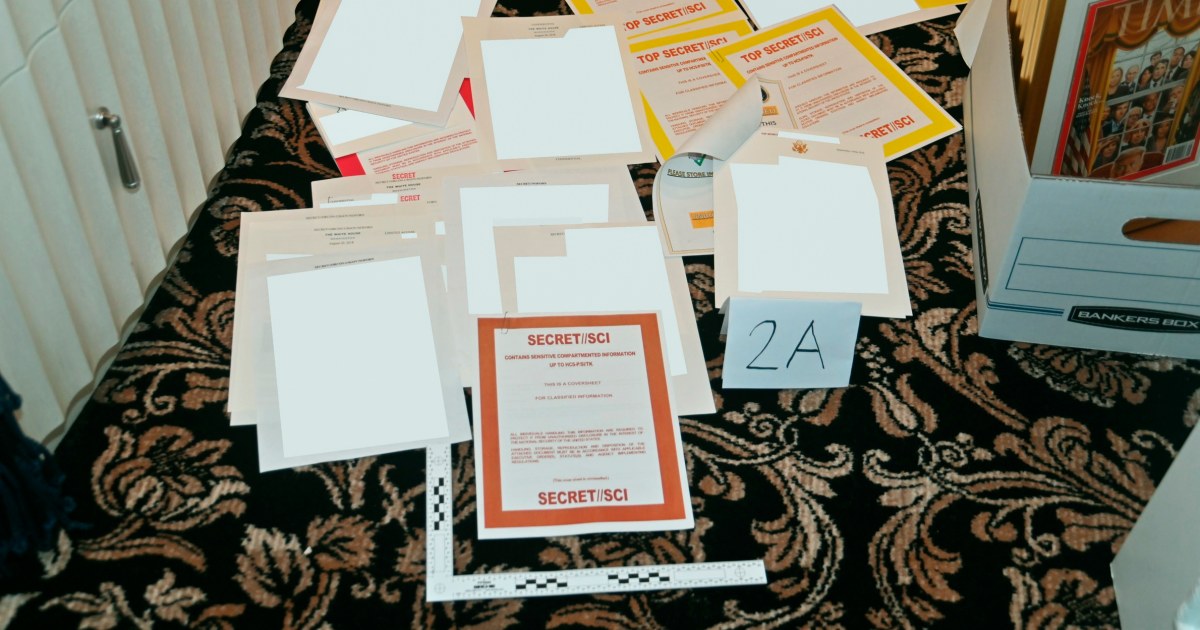 Federal grand jury in Florida to hear testimony in Trump documents case 