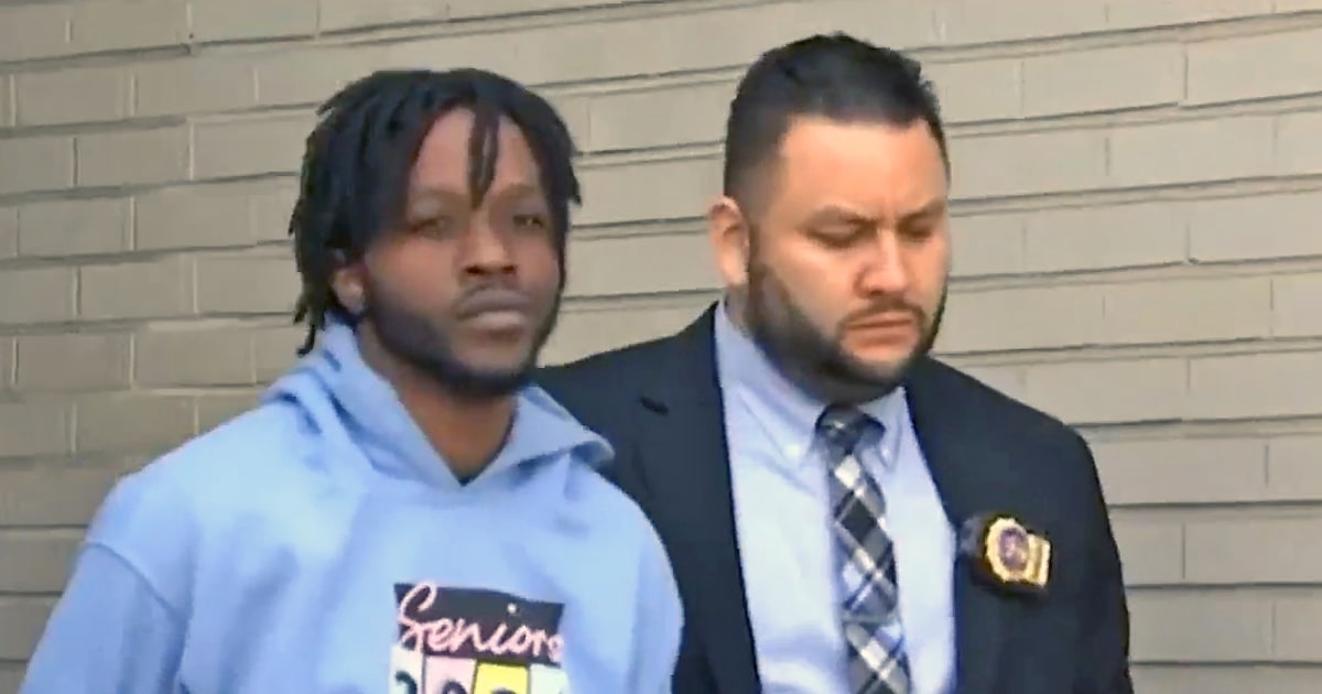 Man charged in fatal stabbing of New York City subway rider