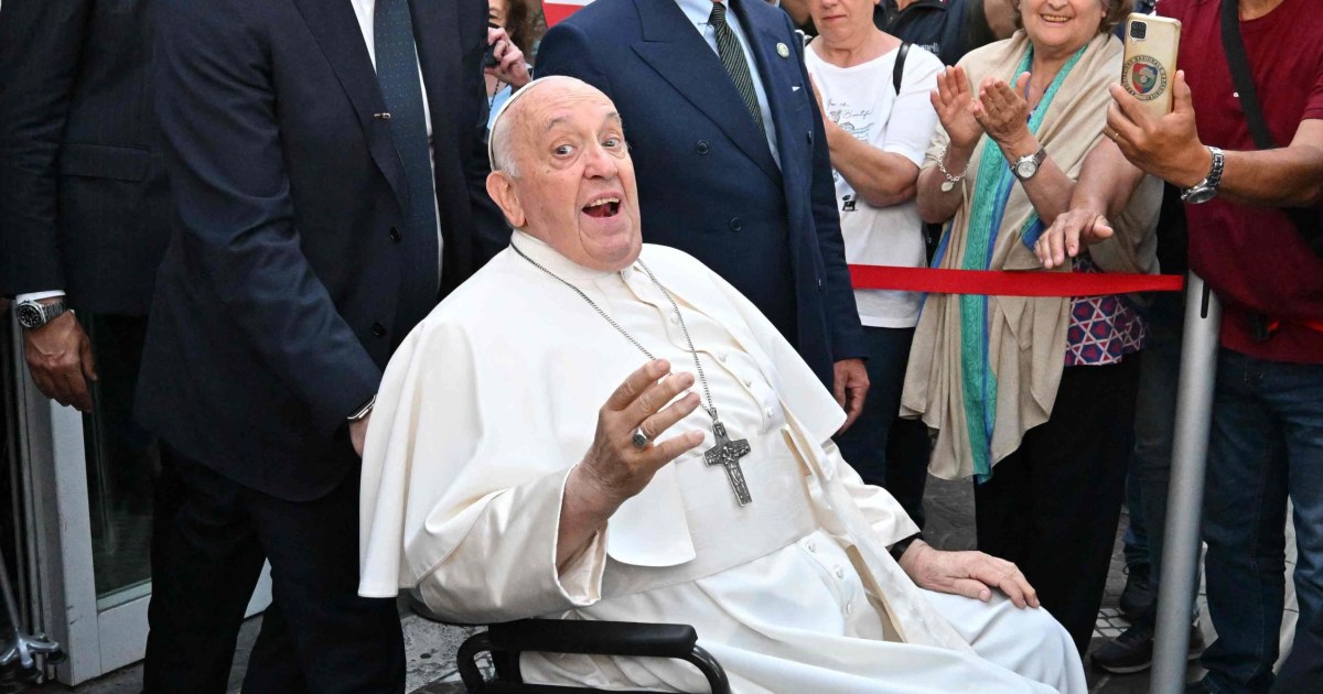 Pope Francis leaves Rome hospital 9 days after surgery