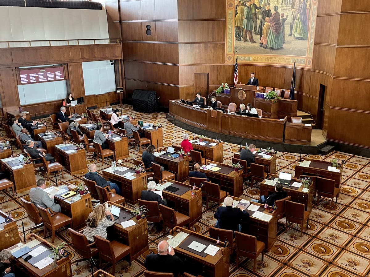 After GOP walkout, Oregon passes amended bills on abortion, trans care and guns