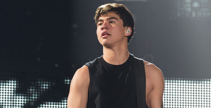 Calum Hood Bio, Early Life, Career, Net Worth and Salary