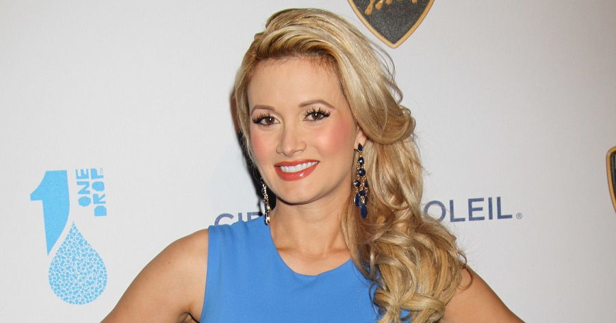 Holly Madison Bio, Early Life, Career, Net Worth and Salary