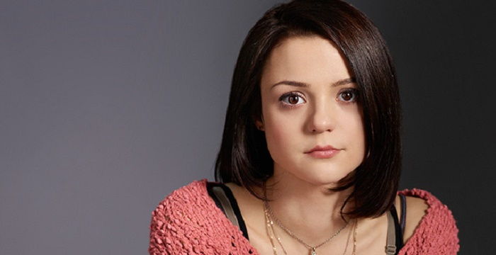 Kathryn Prescott Bio, Early Life, Career, Net Worth and Salary