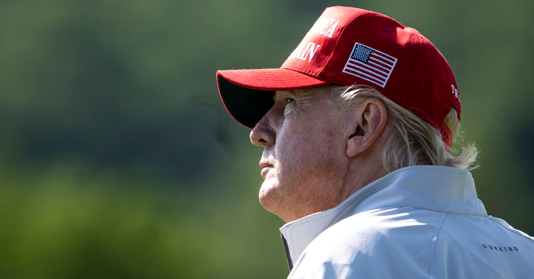 Unanswered in Indictment’s Details on Trump’s Hoarding of Documents: Why?