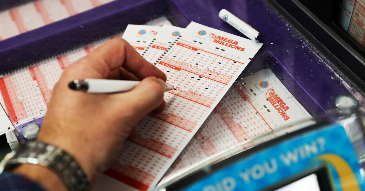 Mega Millions jackpot prize now at almost half a billion