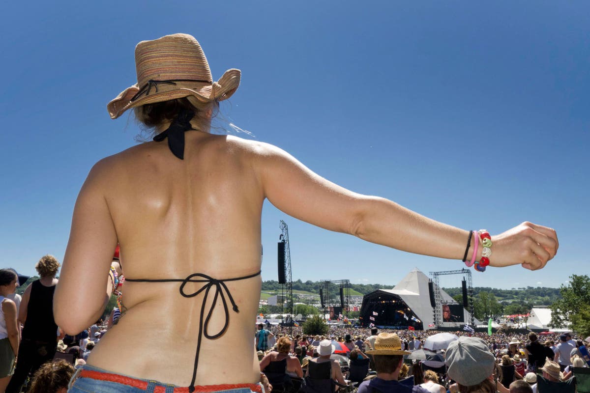6 hacks for handling the heatwave at a festival