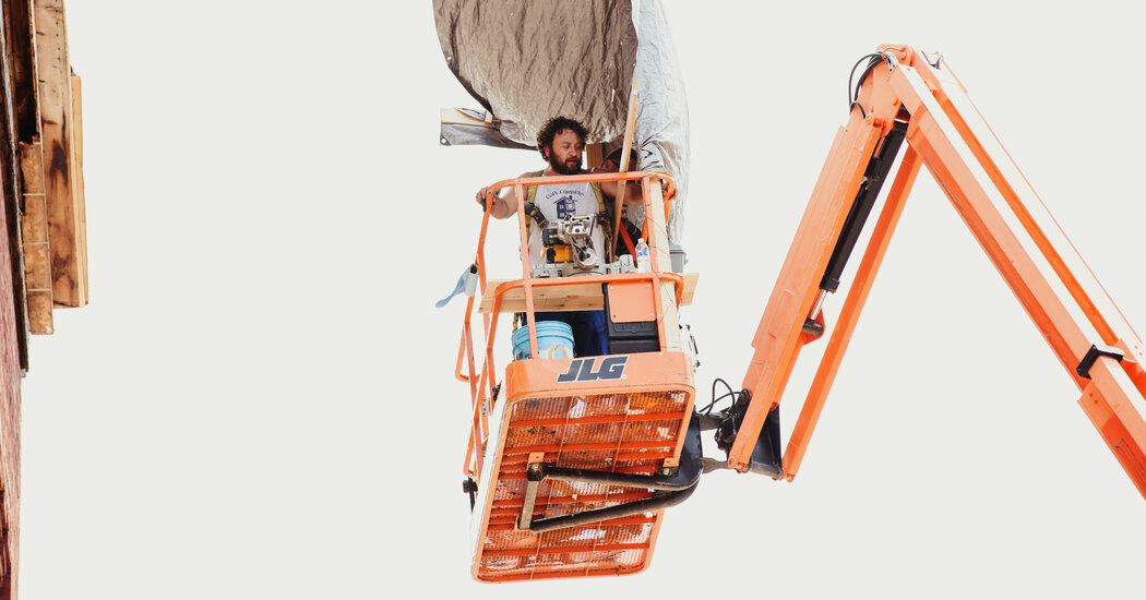 Blistering Heat Spreads to U.S. Midwest as Wildfire Smoke Lingers