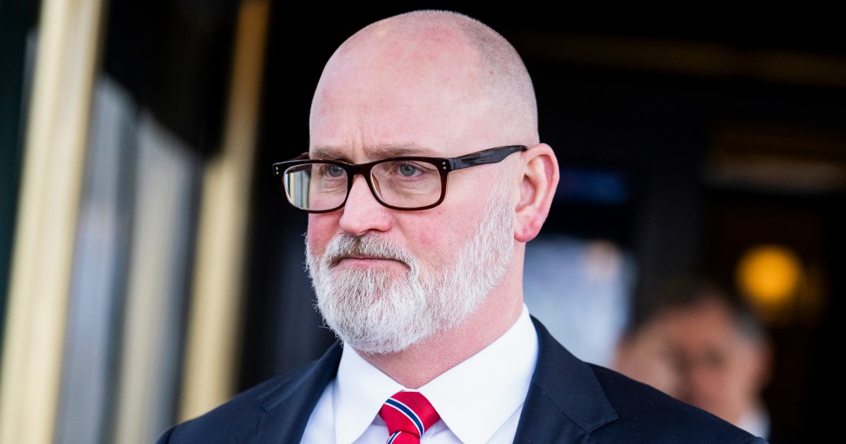 GOP lawmaker 'screamed' curse words inches from Senate pages' faces and 'shooed' them, source says