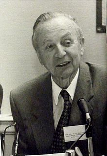 Harry Schwarz Biography, Age, Height, Wife, Net Worth and Family